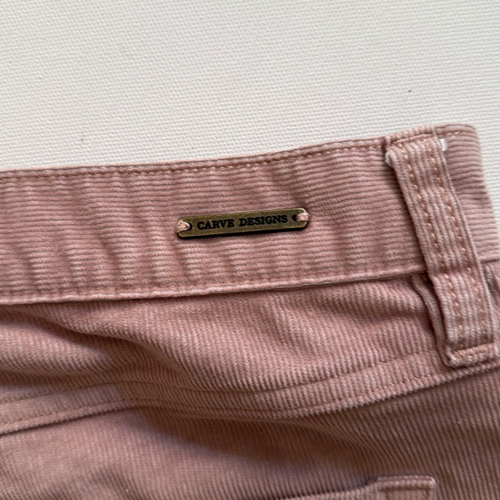 Carve Oahu 4” micro corduroy shorts with raw hem in excellent condition - Picture 4 of 5